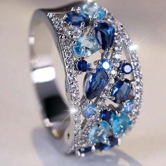 ROSE RING - Picture 2 of 10